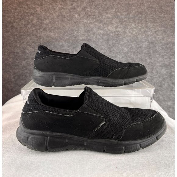 Skechers Mens Size 10 US Slip-On Casual Shoes Black Mesh Lightweight Durable - Picture 3 of 12